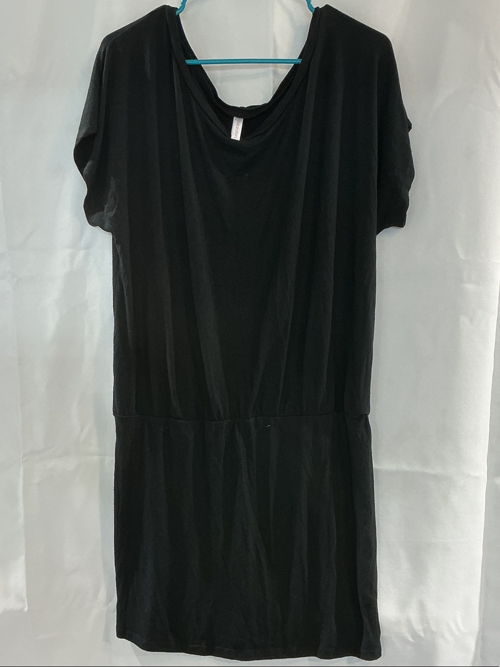 Xhilaration Black Short Sleeve Midi Dress
